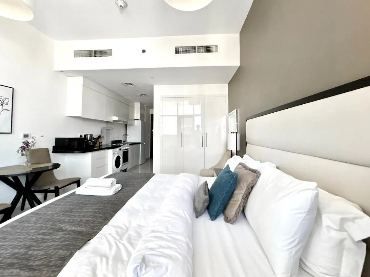 Homes2Retreat - Chic & Cozy Studio In Damac Dubai 0*,  United Arab Emirates